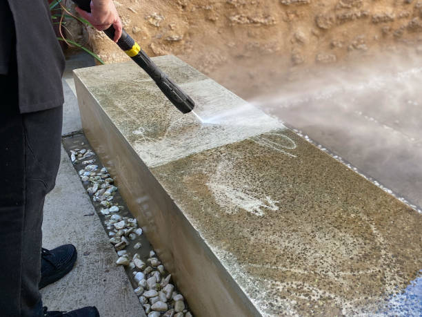 Best Commercial Building Pressure Washing  in Deshler, OH